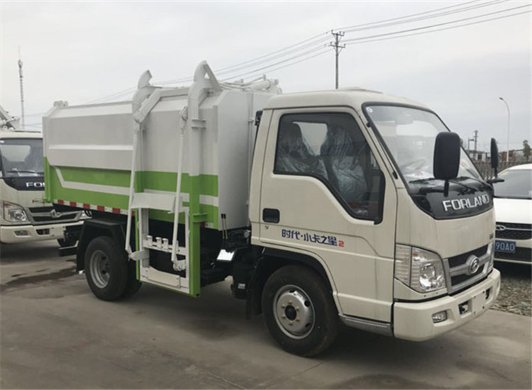 4方福田時(shí)代小卡掛桶式垃圾車
