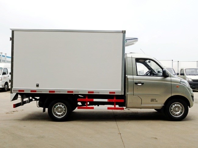 (廂長(zhǎng)2.8米)福田伽途冷藏車